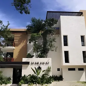 Beautiful With Infinity Pool And Gym In The Middle Of The Jungle And Grill Tulum